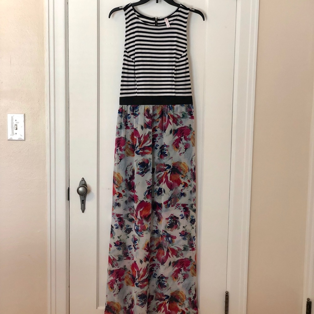 Xhilaration Floral Maxi Dress